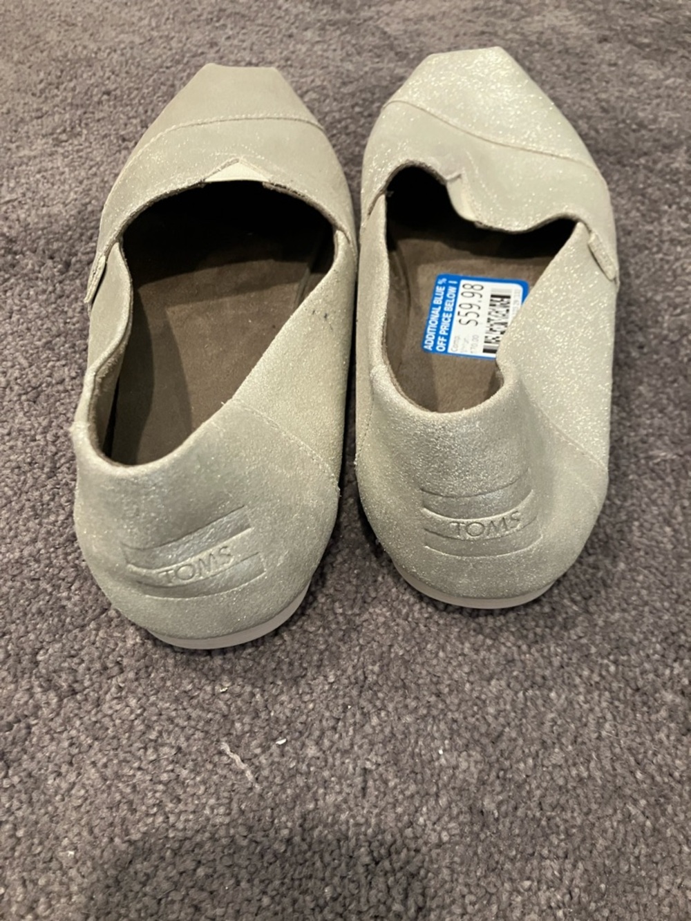 NWT metallic Toms - Picture 2 of 3